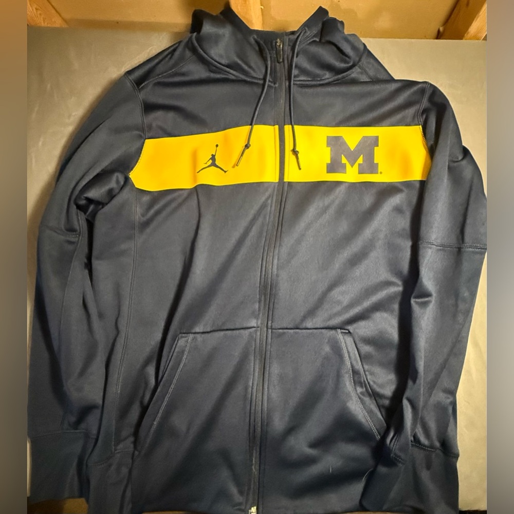Michigan Wolverines Zip Up Hoodie